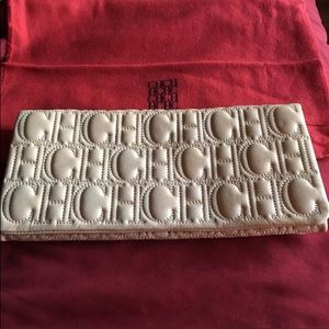 CH Carolina Herrera Clutch